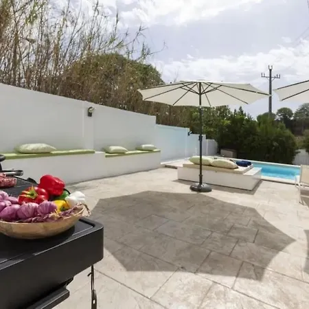 Fantastica Casa Con Piscina Holiday home Barcelona